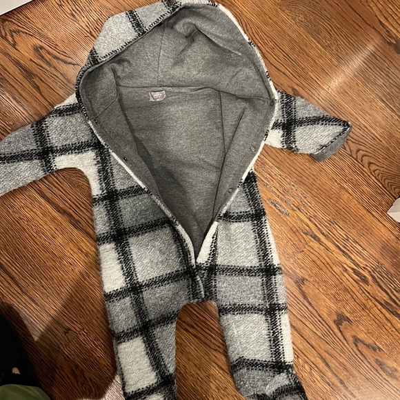 Plaid Wool Winter Bunting Outfit - Picture 2 of 4